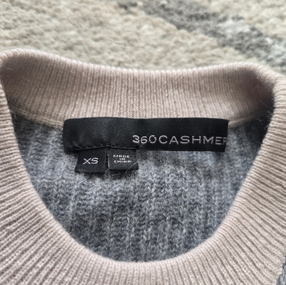 360 Cashmere  Colourblock Crewneck Sweater - Picture 4 of 8